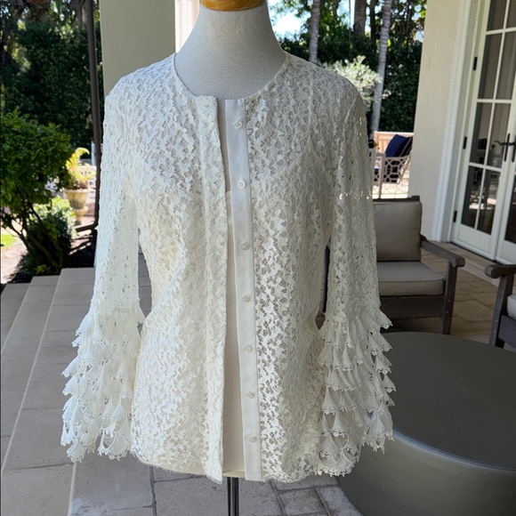 Oscar de la Renta Black and White Lace Blouse - Picture 7 of 8